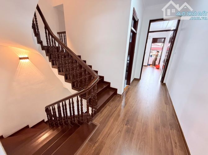 NHÀ ĐẸP KHÔNG MUA – VỢ GIẬN CẢ THÁNG! BÁN GẤP — PHÂN LÔ CẦU DIỄN, Ô TÔ CHẠY VÒNG QUANH - 3