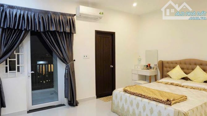 Bán nhà đẹp 3 tầng, đường 7.5m Hói Kiểng 21, Ngũ Hành Sơn. Diện tích 105m2. Giá chỉ 5.6 tỷ - 3
