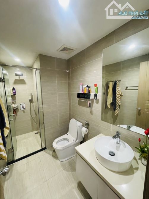CHUNG CƯ ONE NGỌC LÂM -LÔ GÓC CỰC HIÊM 115M -3 NGỦ -VỊ TRÍ ĐẸP NHẤT Q LB -FULL ĐỒ WIEW ĐEP - 4