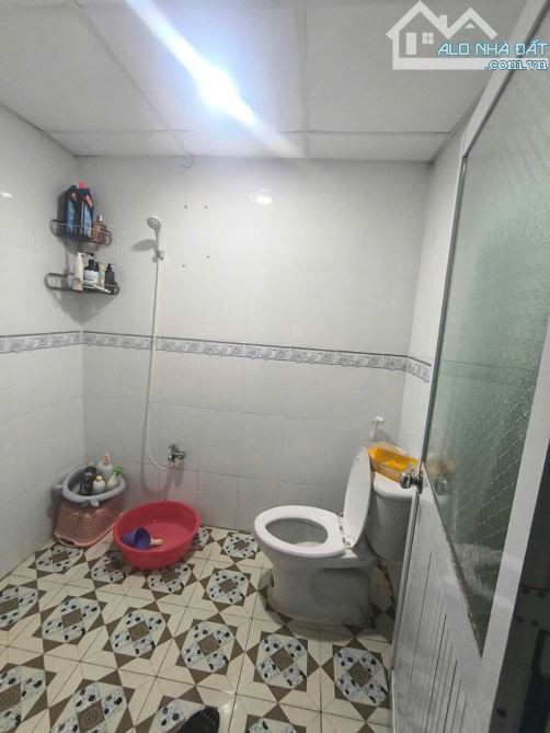 CHỈ 2ty100 CÓ NHÀ HẺM XE HƠI TRUNG TÂM THỦ ĐỨC 50m2 - 4
