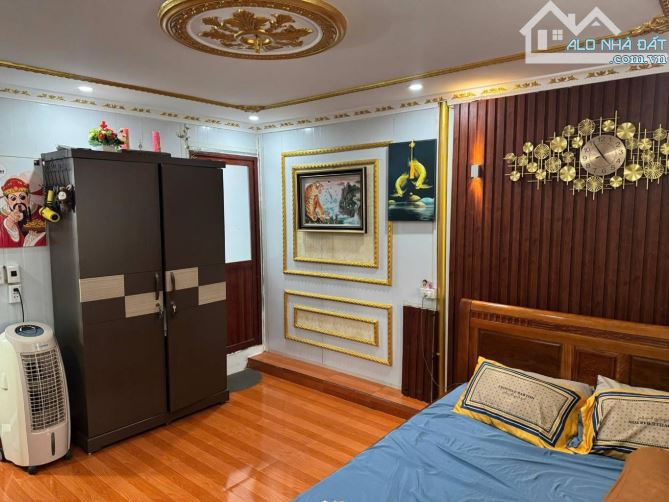 Hạ sốc 500triệu bán gấp nhà đẹp Cầu Đơ - Lê Hồng Phong, 40m2, 6.x tỷ - 4