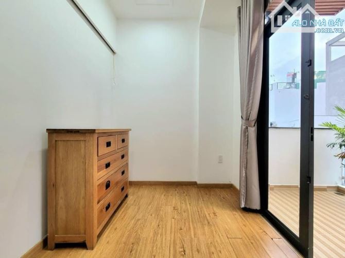 Mua ngay kẻo lỡ căn 44 m2 Hồ Thị Kỉ, Q.10. Chỉ 3 tỷ 090. 1T3L Đang cho thuê 18 tr - 4