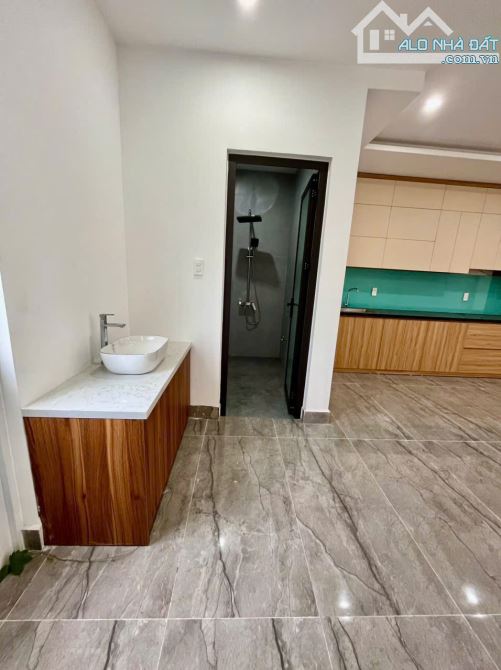 BÁN NHÀ MẶT TIỀN MỚI KENG – FULL NỘI THẤT – XÁCH VALI VÀO Ở NGAY! - 4
