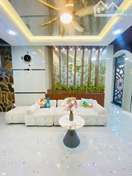 Nhà 1/ Đường Lý Chính Thắng, Q3, DT 56m2 giá 5 Tỷ 450 (TL), Sổ Hồng Riêng - 4