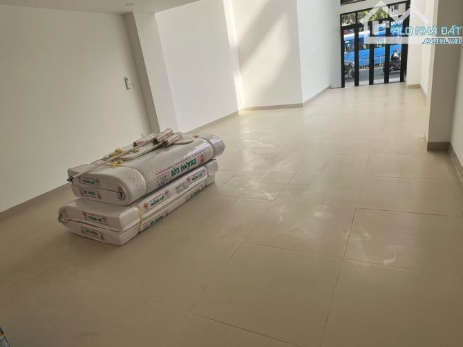 🔥🔥 Cho thuê Mặt Bằng DT 80m, mới 100% số 71 Bạch Đằng, Phường 15, Quận Bình Thạnh - 4