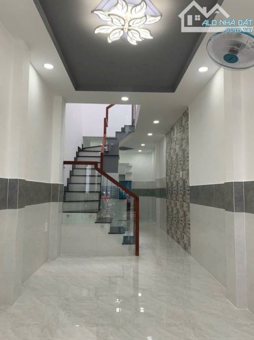 Nhà hiếm Tô Hiệu,Tân Phú – 46,5m² (4,5 x 10,3m) – SHR – Giá 3 tỷ 020 – An ninh, yên tĩnh - 4