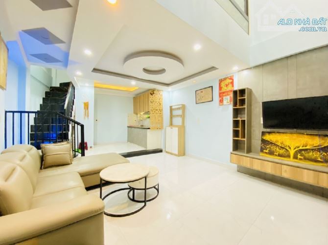 Bán nhà 3 tầng kiệt đường Cô Bắc,3tỷ950,  tại trung tâm Hải Châu, Đà Nẵng - 4