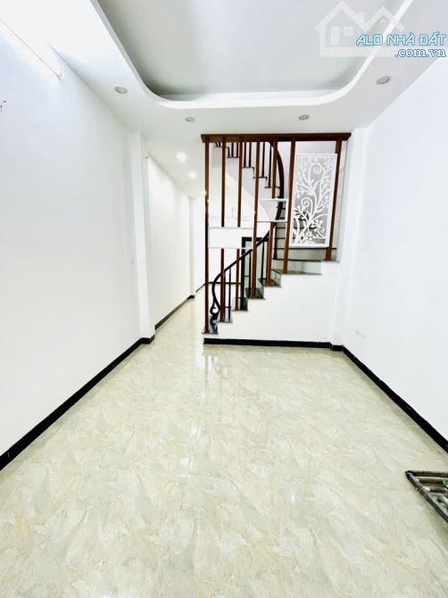 BÁN NHÀ KHU THỊNH LIỆT ,Ở LUÔN, NGÕ THÔNG ,Ô TÔ LÝ THUYẾT, 42M2 GIÁ 8,2 TỶ - 4