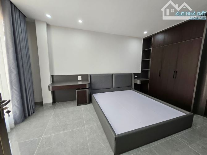 BÁN NHÀ TRƯƠNG ĐỊNH NHÀ XÂY MỚI   Dt. 38 m2.   Xây 5 tầng  giá 6,15tỷ đường rộng 2.5m, - 4