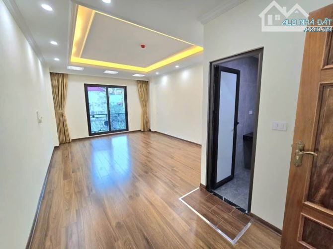 BÁN NHÀ MẶT NGÕ SÁT PHỐ 18 tỷ 55m 8 TẦNG MT 4m THANG MÁY CÁCH 1 NHÀ RA PHỐ ĐỘI CẤN BA ĐÌNH - 4
