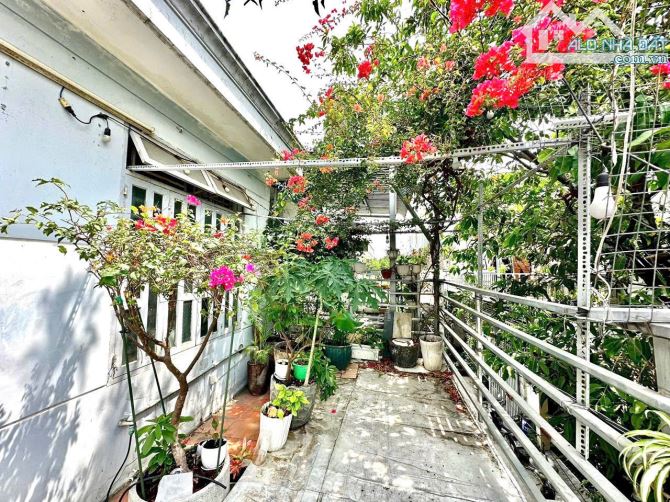 Nhà 2 tầng đông hoà dĩ an dt 68m2 - 4