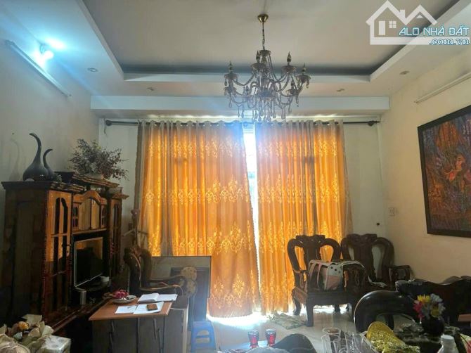 Gấp bán - Nhà riêng Trung Mỹ Tây (An Sương) - Đường 10m, 3 tầng,112 m2 giá 8.2 tỷ - 4