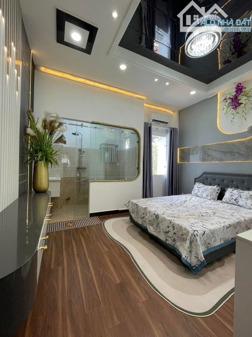 Tôi ngộp vốn cần bán nhà Sư Vạn Hạnh, Q10 - Giá 4 tỷ 550 / 72m2(4mx18m) - 4