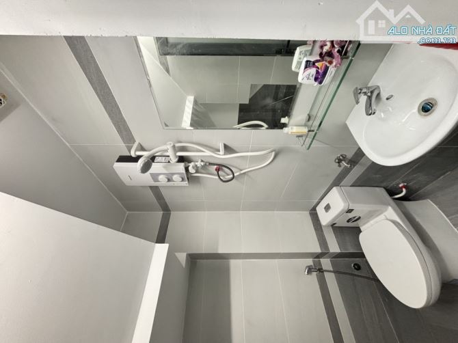 Nhỉnh 3 tỷ có ngay nhà Lê Quang Định - Gò Vấp - 3 phòng ngủ - Tặng full nội thất - 4