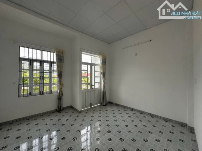 BÁN NHÀ 2 MẶT THOÁNG,1 TRỆT 1 LẦU MẶT TIỀN ĐƯỜNG NGÔ VĂN SỞ - CHỈ  5,25 tỷ - 4