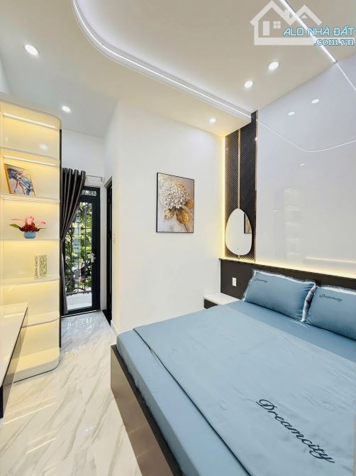 Chủ kẹt tiền, bán gấp nhà Hậu Giang, Quận 6. Giá: 2 Tỷ 690 / 56m2. SHR, hẻm ô tô 5m - 4