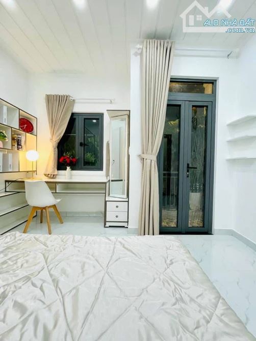 Bán nhà hẻm 90 Hòa Bình, Q.11 nhà 32 m2 full nội thất. Giá: 1.9tỷ sổ hồng riêng - 4
