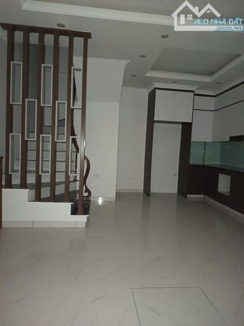 Bán Nhà Ngõ Trạm Xá Yên Vĩnh Kim Chung Hoài Đức  33m2  5ầng mặt tiền 5m ,Giá  4.65 tỷ Hoài - 4