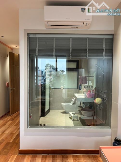 Bán nhà View hồ Long Biên - DT 53m 7 tầng - 4