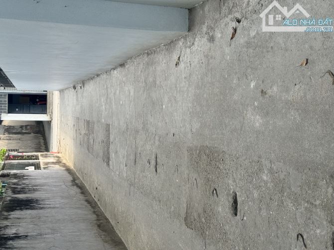 ĐẤT ĐẸP - VUÔNG VẮN - THÔNG SỐ VÀNG TRONG LÀNG BĐS - ĐƯỜNG THÔNG OTO VÀO ĐẤT - GẦN TRƯỜNG - 4