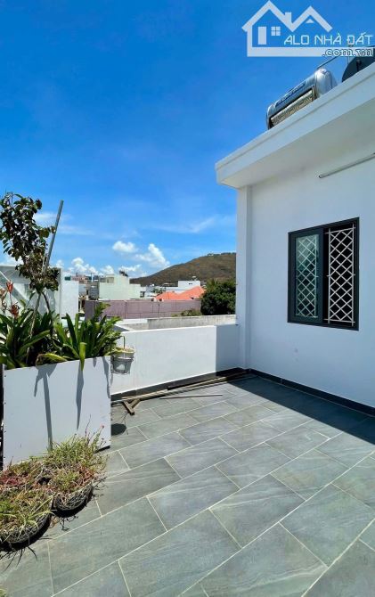 🏡 Bán nhà 1 trệt 2 lầu đẹp hẻm Daisu Ba Cu – Trung tâm TP Vũng Tàu – Giá 4.95 tỷ - 4
