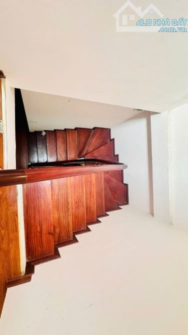 Bán căn phân lô ô tô vào tận cửa, đường Láng - Đống Đa, tầng 1 kinh doanh tốt. - 4