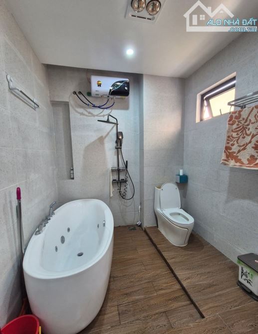 Bán nhà Văn Cao, Đằng Giang, Ngô Quyền, Hải Phòng. 4 tầng, 40m2, 3,2 tỷ. Ngang 4m, t2dn - 4