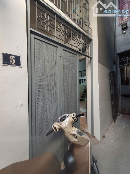 Bán nhà 3 tầng 36m², 4PN, 3WC, Nghi Tàm - Tây Hồ - 7.6 tỷ - 4