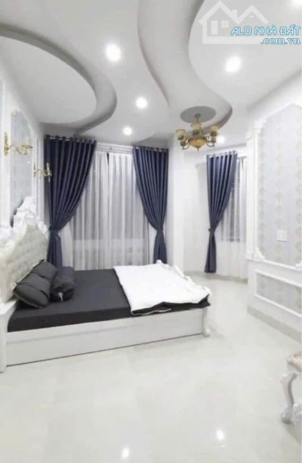 🏡 Cần bán Nhà - Hẻm ô tô Mạc Đỉnh Chi, Phường 4, Vũng Tàu - 1 trệt 2 lầu - Giá 6.8 tỷ - 4