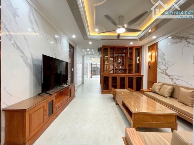 . Bán Nhà Đẹp Nguyễn Văn Khối – Khu Phân Lô – Gara Ô Tô – Full Nội Thất Gỗ-5 Tầng - 4