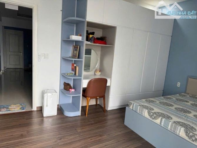 Bán nhà 2 tầng, Huỳnh Tấn Phát. 100m2 full thổ cư - Ngang 5m. Chỉ 5.x ty - 4