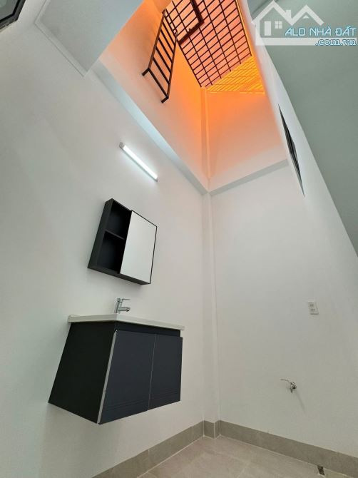 🏤Nhà Mê hẻm Lê Duẩn, phường Eatam - cách ngã 6 chỉ: 3 km và đại học Tây Nguyên - 4