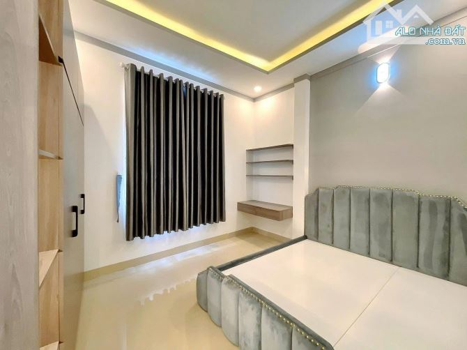 SIÊU PHẨM NHÀ YMOAN GÓC 2 MẶT TIỀN - 4