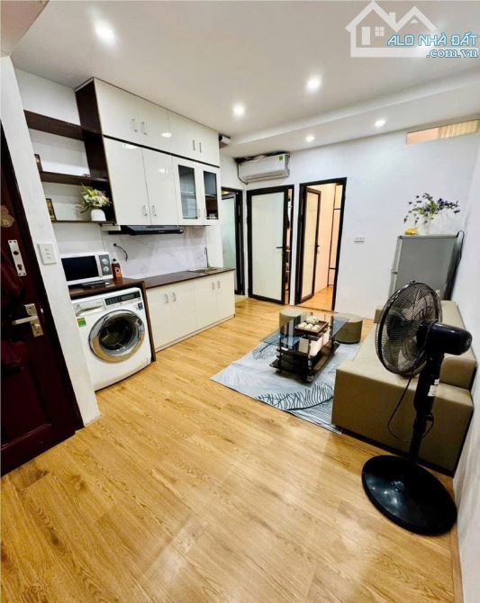 Bán tập thể tầng 4 tiện nghi 2 phòng ngủ phố Minh Khai, Ngõ Hoà Bình 7, giá chỉ 2,55 tỷ - 4