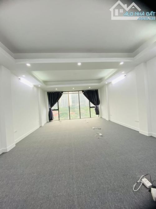 bán Mặt Phố .. LẠC LONG QUÂN .. dt 151m Rộng 7,1m 5 tầng vỉa hè kinh doanh đỉnh 88 tỷ - 4