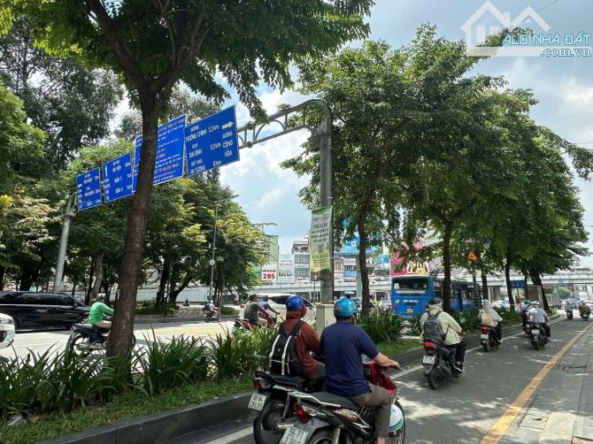 Bán nhà mặt tiền vị trí đẹp KD sầm uất Hoàng Văn Thụ TB 88m2 ngang 4.3m ngay ADORA 19 tỷ - 4