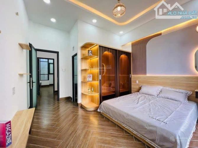 Hàng Độc nhà Vĩnh Khánh, Q.4, Không Xem Là Tiếc – chỉ 3TỶ730 –55,3m²- 1T1L –hẻm oto/SHR - 5