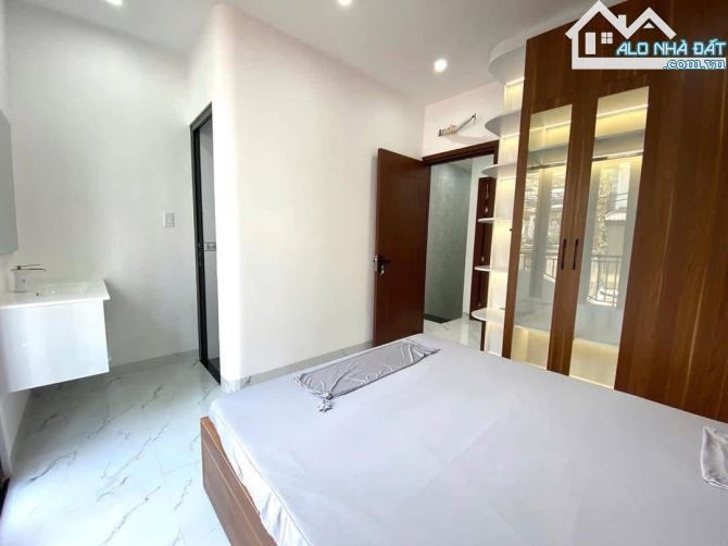 Sẵn HĐ thuê 15 triệu/tháng! Bán nhà Thành Thái, Q10, Giá 3 tỷ 150 DT 65m2, sổ riêng - 5