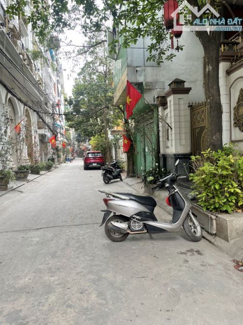NHÀ TÂN MAI 90M2*5T, GARA, 2 MẶT THOÁNG, GẦN PHỐ 21,3 TỶ - 5