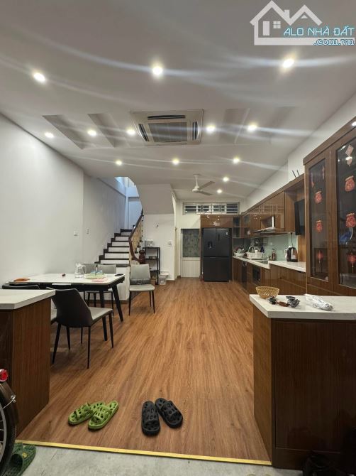 Bán nhà phố Quan Nhân Thanh Xuân, 50m2 5tầng MT5m, 4PN, oto đỗ cửa, 10m ra hồ điều hoà - 5