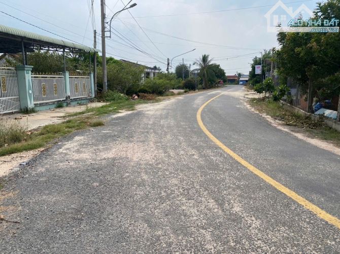 Bán 7400m2 thạnh lợi thạnh Tân chỉ có 4 tỷ 900 - 5