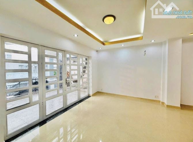 NHÀ NGỘP CẦN BÁN ĐƯỜNG PHAN VĂN HÂN, PHƯỜNG 17, BÌNH THẠNH - GIÁ:3TỶ880/65,8M2. HXH - 5