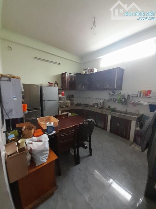 bán nhà mặt tiền chợ sinco bình tân (5x200) 3 tầng 11,5 ty nhà đẹp vào ở ngay. - 5