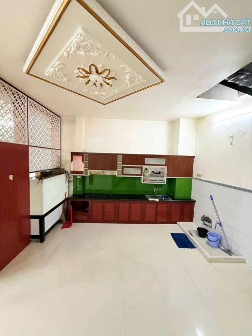 Bán nhà mặt tiền bờ hồ dài huỳnh cương , trệt lầu - 5