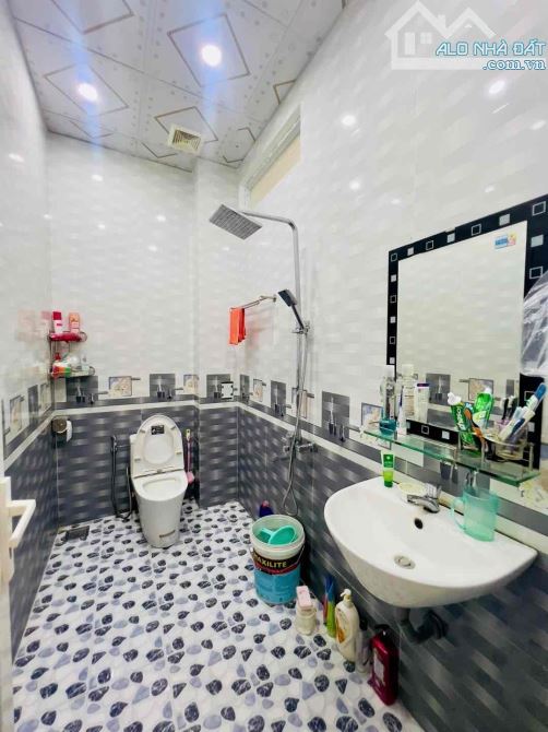 🔥SẬP HẦM!! NHÀ 4 TẦNG HOÀNG DIỆU - 80M2 - TT HẢI CHÂU - CÁCH MẶT TIỀN 50M - NHỈNH 4T.Ỷ - 5
