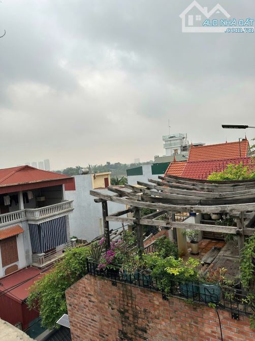 BÁN NHÀ- BẮC CẦU - NGỌC THỤY - OTO - ĐƯỜNG THÔNG - VIEW SÔNG - CỔ LOA - 35M2 - 4TY5 - 5