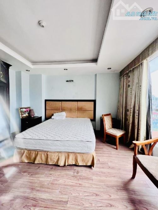 (HIẾM) BÁN TÒA KHÁCH SẠN MẶT PHỐ BÙI THỊ XUÂN - 125M x 13T - DÒNG TIỀN - GIÁ CHỈ 81.5 TỶ - 5