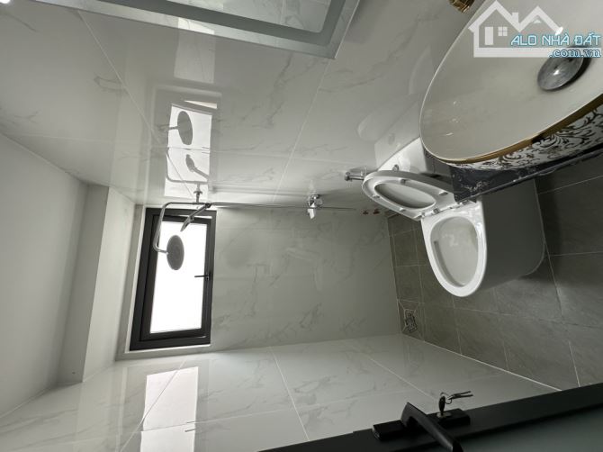 NHÀ GÒ VẤP CÓ THANG MÁY 5 TẦNG CHỈ 7,19 TỶ 45M2 ĐƯỜNG PHAN HUY ÍCH PHƯỜNG 12 CÓ GARA Ô TÔ - 5