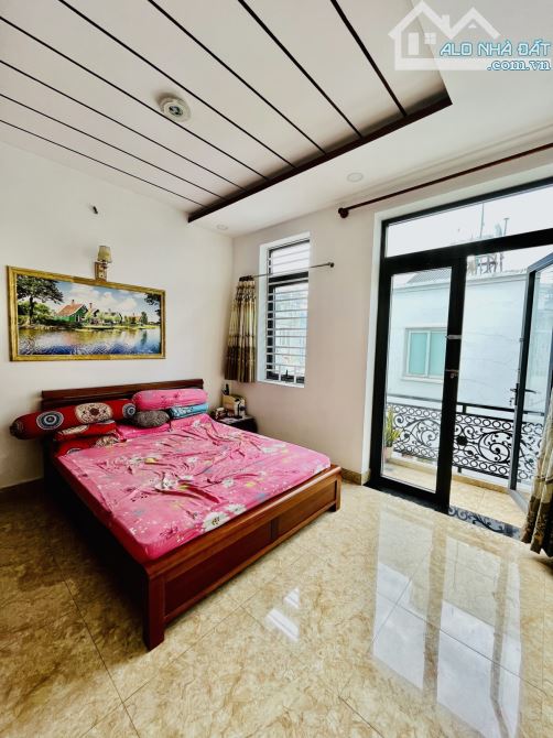 HẺM XE HƠI - TÂN CHÁNH HIỆP 10 - NHÀ 4 TẦNG VÀO Ở NGAY - 5