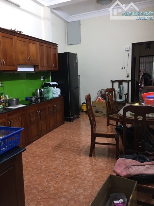 Bán nhà hẻm Dương Bá Trạc Phường 1 Quận 8. Nhà hẻm 1 xẹt, hẻm xe hơi thông thoáng, gần Tiể - 5